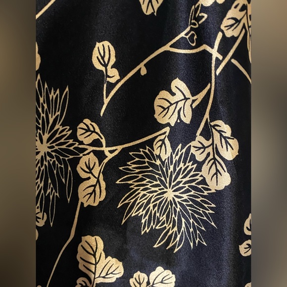 NEW Victoria’s Secret La SENZA 2-pc Lingerie Top and Panty Black and Gold M / S - Picture 7 of 11